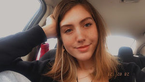 Meet your Posher, Destinie